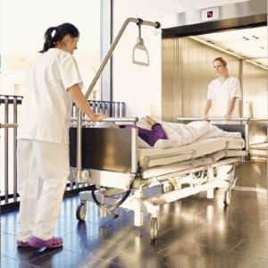 Thang máy bệnh viện